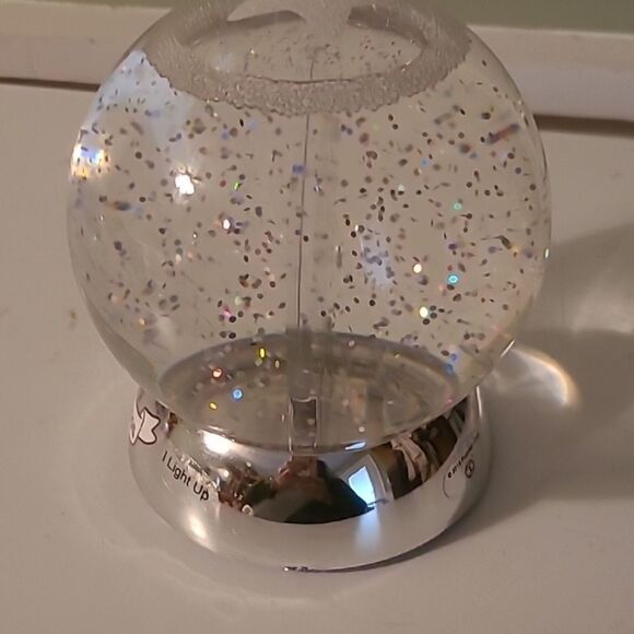 2018  Dept. 56Waterdazzler - Picture 4 of 9